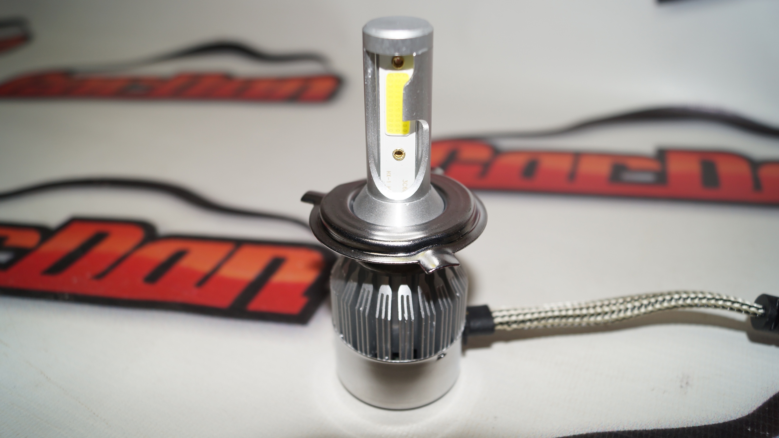 Светодиодные лампы SUPER LED C9 Светодиодные лампы SUPER LED C9